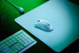 Razer Viper V3 Pro mouse in White